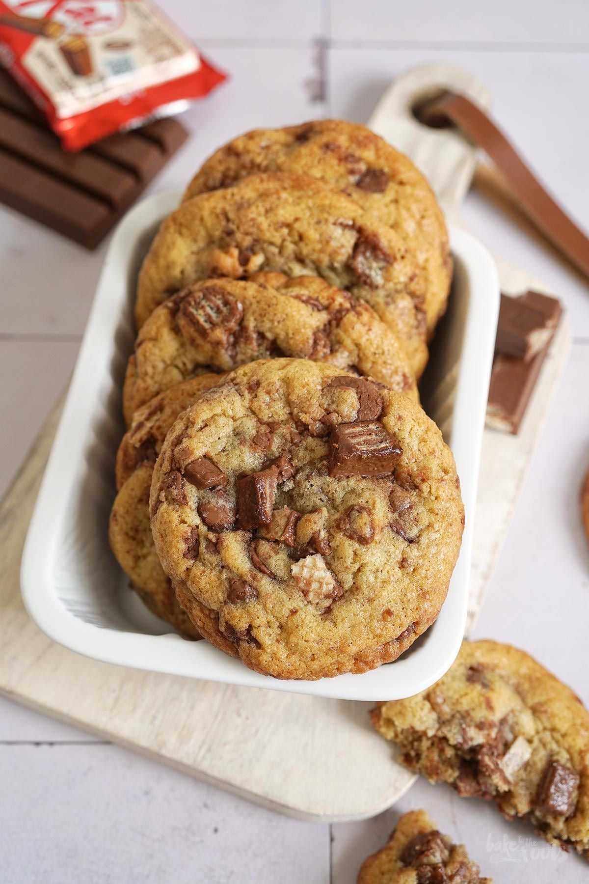 Kit Kat Eggless Cookie